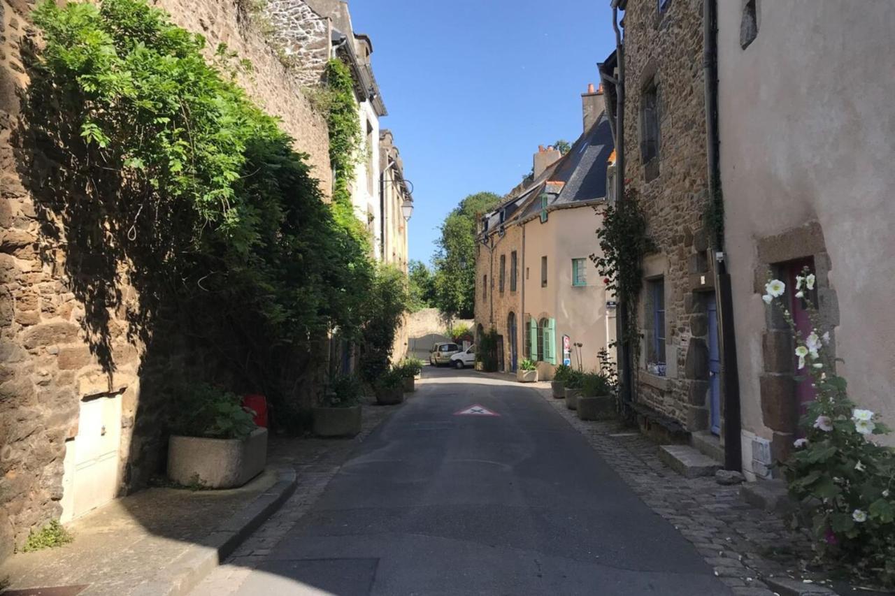 Les Gites De Madline, Le Petit Solidor سان مالو المظهر الخارجي الصورة